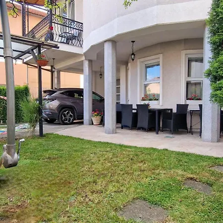 Ars Apartment *